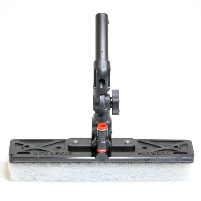 Alpha Scrubber Water Fed Brush - Image 1